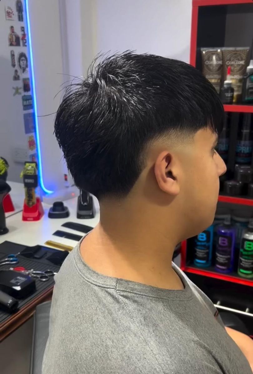 Burst fade con flequillo